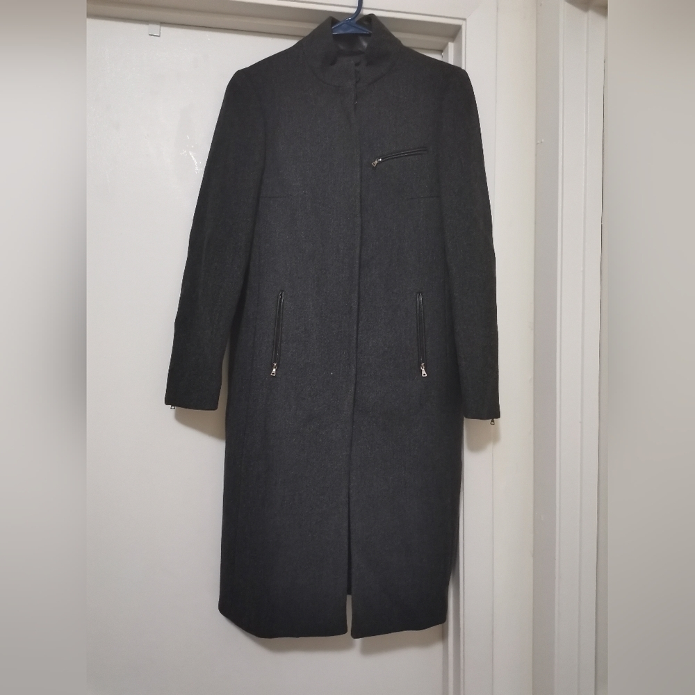 PRADA 100 %WOOL WOMEN'S LONG COAT.